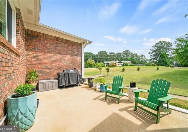 Photo 4 of Single family home for sale at 700 John Ward Rd SW, Marietta, GA 30064 | MLS# 10852658 | Listing updated on 2026-10-08