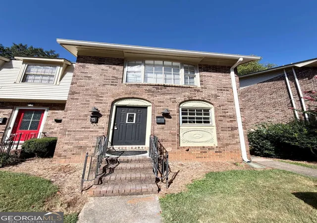 Photo 1 of Townhouse for sale at 129 Eaglewood Way, Athens, GA 30606 | MLS# 10844912 | Listing updated on 2026-09-26