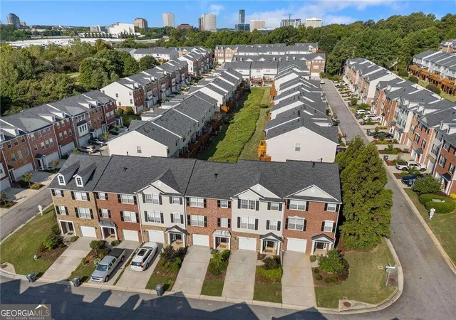 Photo 39 of Townhouse for sale at 3796 Chattahoochee Summit Dr Se #29, Atlanta, GA 30339 | MLS# 10842837 | Listing updated on 2026-09-10