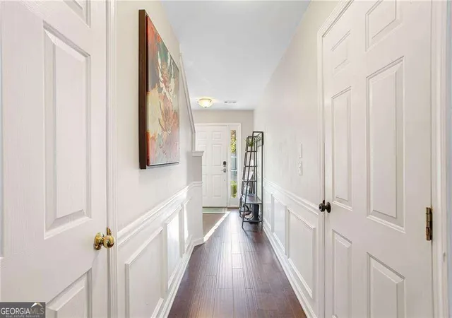 Photo 3 of Townhouse for sale at 3796 Chattahoochee Summit Dr SE #29, Atlanta, GA 30339 | MLS# 10842837 | Listing updated on 2026-09-10