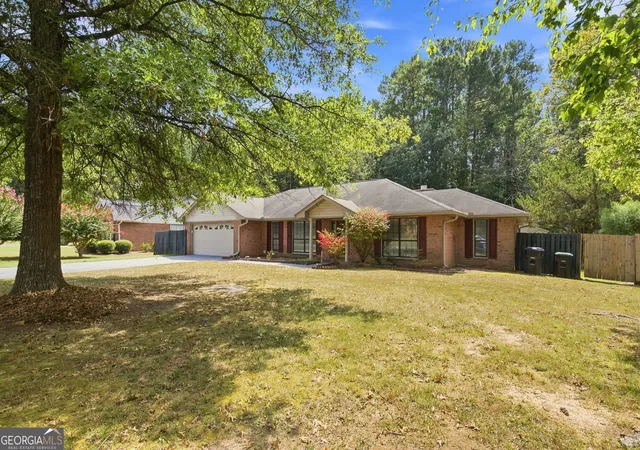 Photo 2 of Single family home for sale at 41 Williamsburg Dr Nw, Rome, GA 30165 | MLS# 10843453 | Listing updated on 2026-09-10