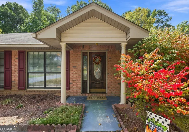 Photo 3 of Single family home for sale at 41 Williamsburg Dr NW, Rome, GA 30165 | MLS# 10843453 | Listing updated on 2026-09-10