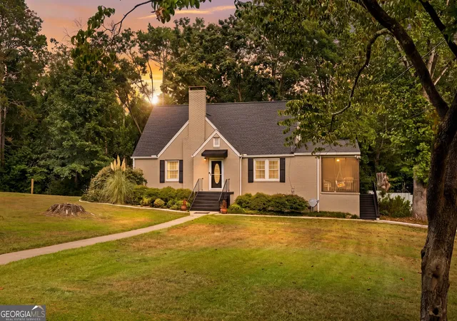 Photo 4 of Single family home for sale at 139 Myrtle St, Toccoa, GA 30577 | MLS# 10828733 | Listing updated on 2026-10-14