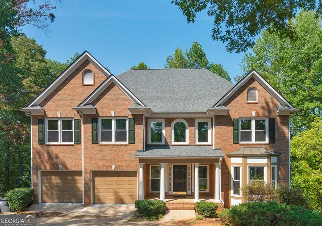 Photo 1 of Single family home for sale at 345 Hidden Lake Dr, Fayetteville, GA 30215 | MLS# 10852114 | Listing updated on 2026-09-24