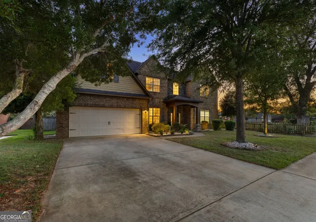 Photo 2 of Single family home for sale at 102 Black Hawke Ln, Kathleen, GA 31047 | MLS# 10846035 | Listing updated on 2026-10-04