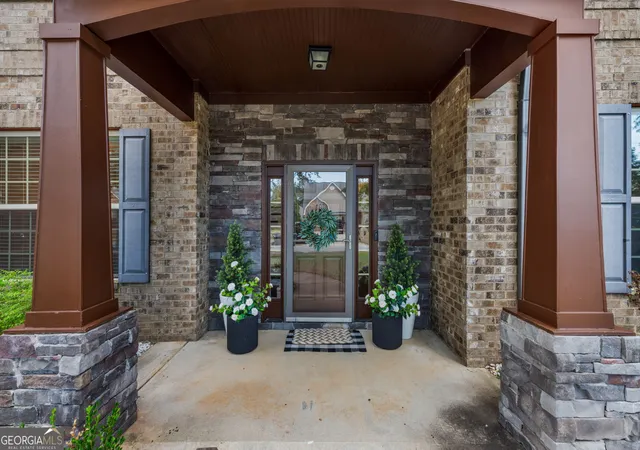 Photo 3 of Single family home for sale at 102 Black Hawke Ln, Kathleen, GA 31047 | MLS# 10846035 | Listing updated on 2026-10-04