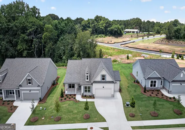Photo 4 of Single family home for sale at 2021 Oconee Blf Dr, Athens, GA 30601 | MLS# 10876327 | Listing updated on 2026-10-27