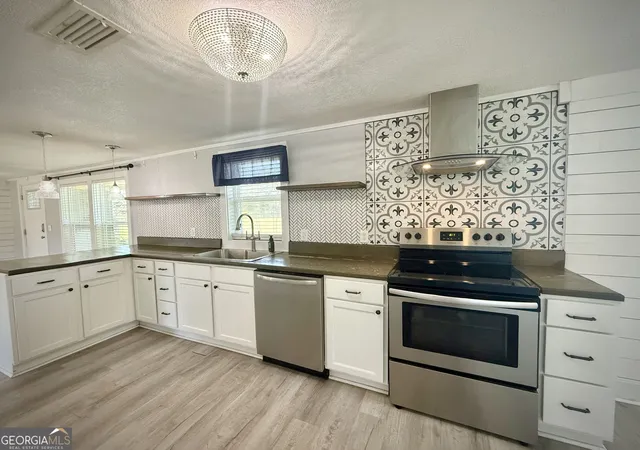 Photo 3 of Single family home for sale at 763 Bridgeford Church Rd, Hazlehurst, GA 31539 | MLS# 10853486 | Listing updated on 2026-09-25
