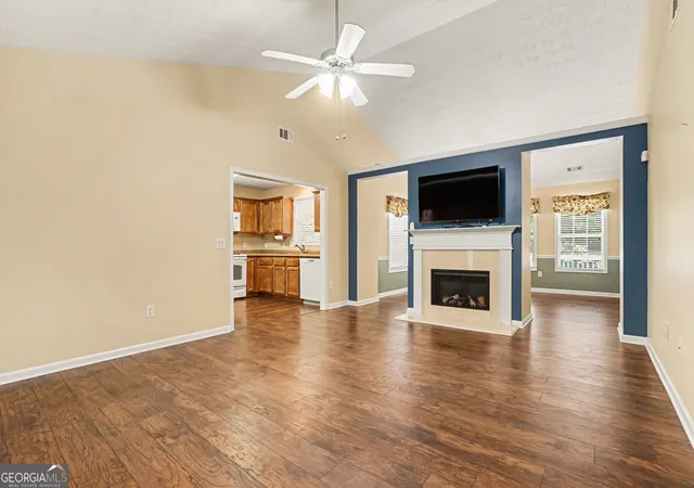 Photo 3 of Single family home for sale at 31 Bramble Ct, Jefferson, GA 30549 | MLS# 10812163 | Listing updated on 2026-10-03