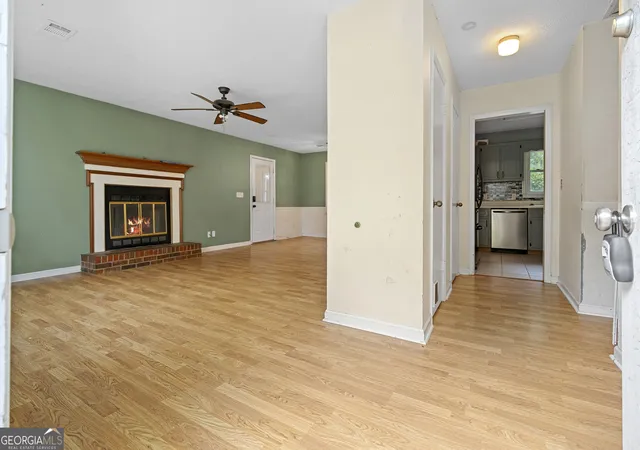 Photo 3 of Single family home for sale at 5510 Concord Cir, Gainesville, GA 30507 | MLS# 10853264 | Listing updated on 2026-10-09