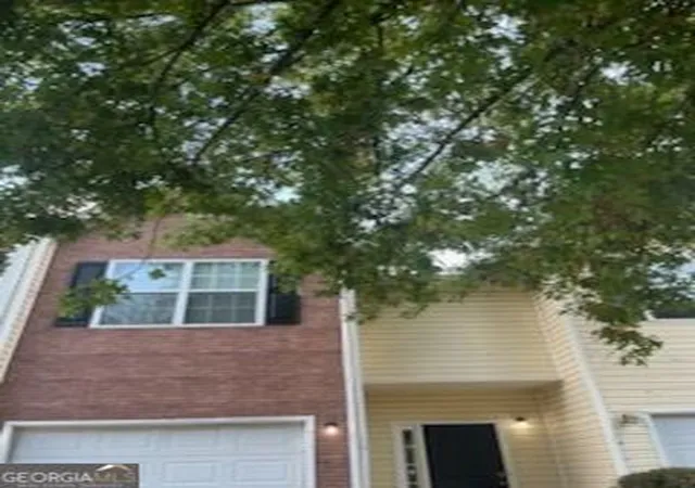 Townhouse for sale at 2399 Brianna Dr, Hampton, GA 30228 | MLS# 10836937