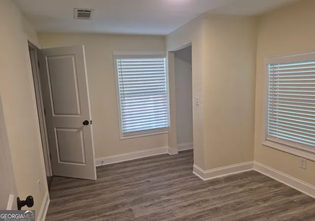 Photo 3 of Single family home for sale at 395 S Elm St, Commerce, GA 30529 | MLS# 10839891 | Listing updated on 2026-09-17