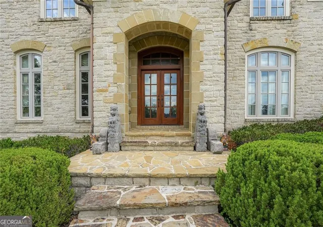 Photo 2 of Mansion for sale at 4998 Gunnison Tr, Suwanee, GA 30024 | MLS# 10773390 | Listing updated on 2026-10-08