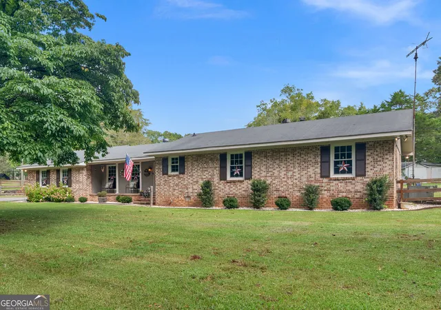 Photo 3 of Single family home for sale at 3384 Dames Fry Rd, Forsyth, GA 31029 | MLS# 10837920 | Listing updated on 2026-09-18