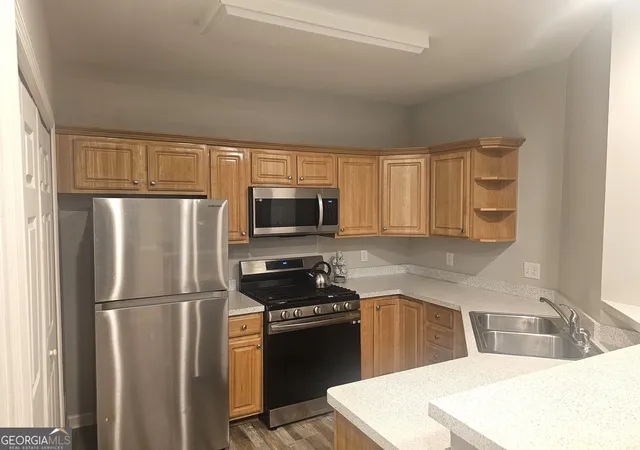Photo 2 of Condo for sale at 1388 Orchard Park Dr, Stone Mountain, GA 30083 | MLS# 10835443 | Listing updated on 2026-09-11