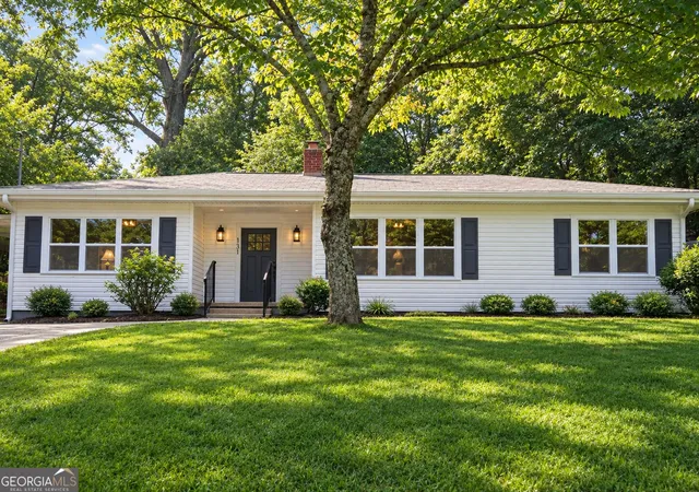 Photo 1 of Single family home for sale at 131 Mountain View Dr, Gainesville, GA 30501 | MLS# 10813305 | Listing updated on 2026-09-17