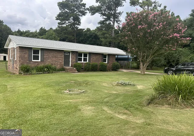 Photo 2 of Single family home for sale at 330 Elder Rd, Griffin, GA 30223 | MLS# 10802161 | Listing updated on 2026-09-12