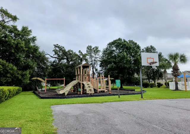 Photo 3 of Single family home for sale at 182 Somersby Pointe, Brunswick, GA 31523 | MLS# 10872264 | Listing updated on 2026-10-27