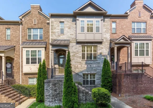Townhouse for sale at 2627 Vintage Dr, Alpharetta, GA 30009 | MLS# 10843218