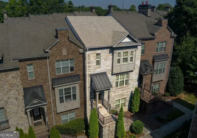 Photo 2 of Townhouse for sale at 2627 Vintage Dr, Alpharetta, GA 30009 | MLS# 10843218 | Listing updated on 2026-09-11