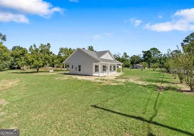 Photo 2 of Single family home for sale at 156 Proctor St, Pelham, GA 31779 | MLS# 10880103 | Listing updated on 2026-10-29