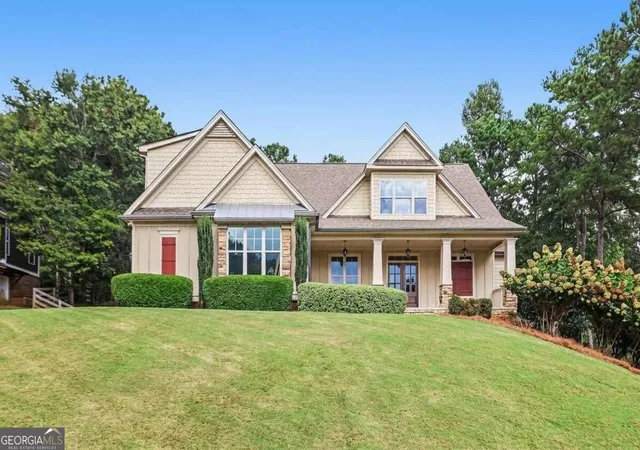Photo 1 of Single family home for sale at 72 Marina Dr, Newnan, GA 30263 | MLS# 10852637 | Listing updated on 2026-10-08