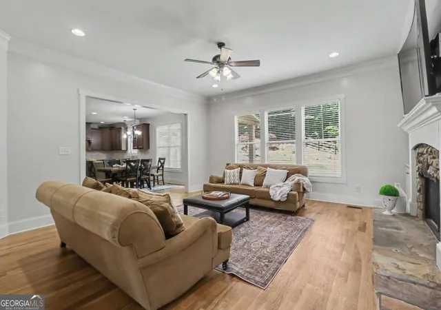 Photo 3 of Single family home for sale at 72 Marina Dr, Newnan, GA 30263 | MLS# 10852637 | Listing updated on 2026-10-08