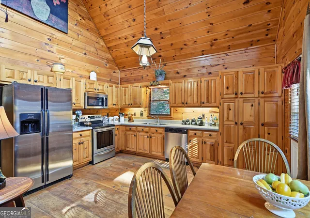 Photo 4 of Single family home for sale at 153 Blackberry Fls Dr, Ellijay, GA 30536 | MLS# 10841332 | Listing updated on 2026-09-21