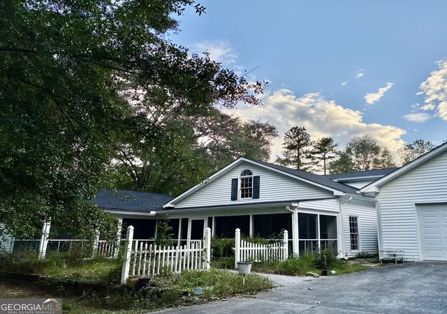 Photo 1 of Single family home for sale at 145 Kellett Rd Ne, Rome, GA 30161 | MLS# 10852296 | Listing updated on 2026-10-08