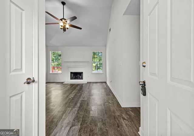 Photo 4 of Single family home for sale at 185 Hayward Bishop Way, Senoia, GA 30276 | MLS# 10839717 | Listing updated on 2026-09-17