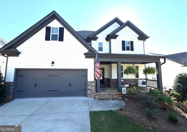 Photo 1 of Single family home for sale at 4017 Windsor Trl, Gainesville, GA 30506 | MLS# 10845472 | Listing updated on 2026-09-28