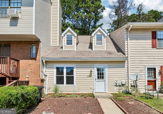 Photo 1 of Townhouse for sale at 6060 Sand Wedge Cir Nw, Kennesaw, GA 30144 | MLS# 10847767 | Listing updated on 2026-09-21