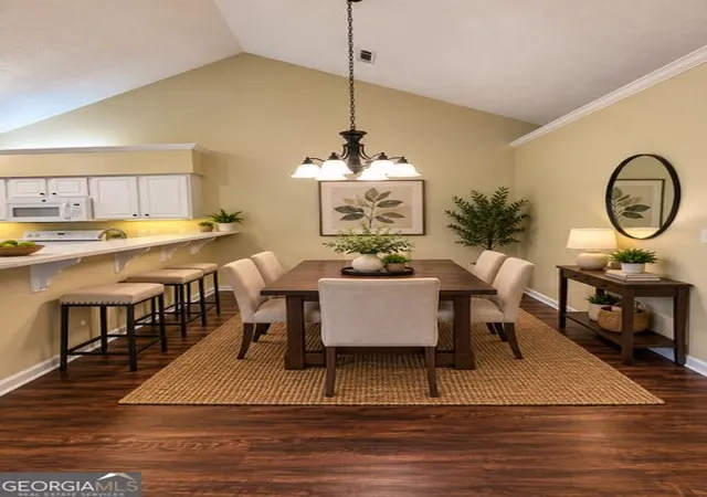 Listing Photo 5 - Condo for sale in building located at 1303 Silver Smt Dr SE, Conyers, GA 30094
