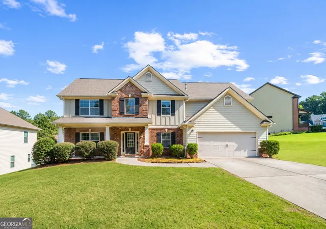Photo 1 of Single family home for sale at 6545 Oak Highlands Ct, Cumming, GA 30041 | MLS# 10841375 | Listing updated on 2026-10-05