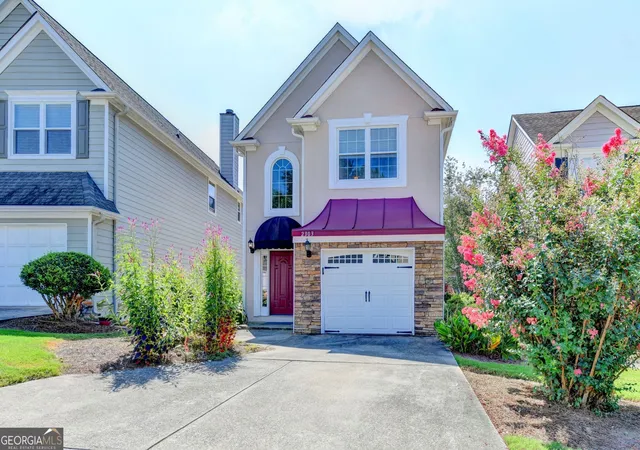 Photo 2 of Single family home for sale at 2303 Oak Glenn Cir, Duluth, GA 30096 | MLS# 10842275 | Listing updated on 2026-10-03