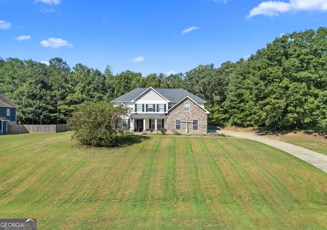 Photo 4 of Single family home for sale at 206 Liberty Tr, Milner, GA 30257 | MLS# 10849679 | Listing updated on 2026-10-07