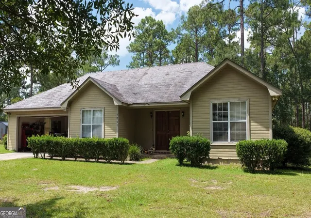 Photo 1 of Single family home for sale at 4001 Mt Zion Church Rd, Valdosta, GA 31605 | MLS# 10844354 | Listing updated on 2026-09-11