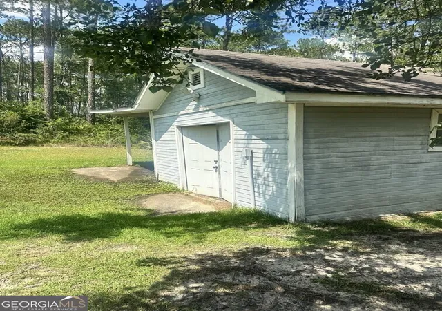 Photo 4 of Single family home for sale at 4001 Mt Zion Church Rd, Valdosta, GA 31605 | MLS# 10844354 | Listing updated on 2026-09-11