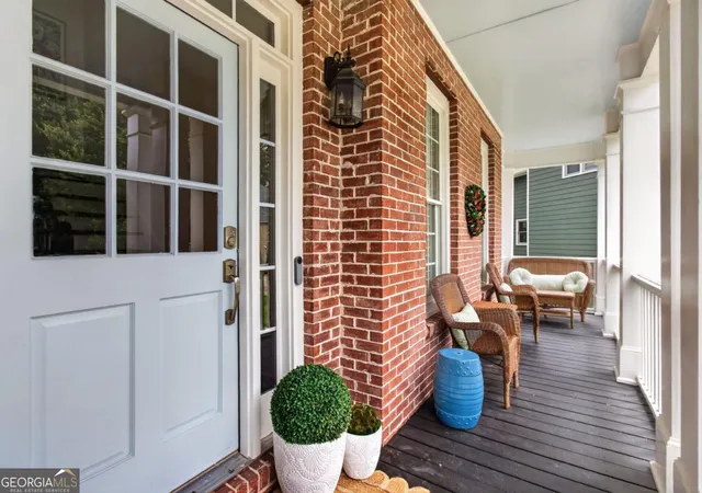 Photo 4 of Single family home for sale at 6425 Strm Side Ct, Cumming, GA 30041 | MLS# 10814581 | Listing updated on 2026-09-13