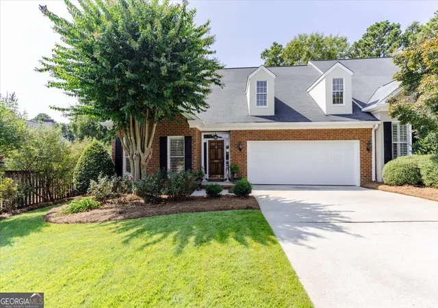 Photo 1 of Sale Pending at 204 W Breckinridge, Macon, GA 31210 | MLS# 10840549 | Listing updated on 2026-09-16