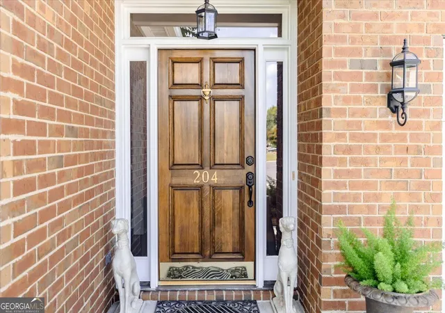 Photo 2 of Sale Pending at 204 W Breckinridge, Macon, GA 31210 | MLS# 10840549 | Listing updated on 2026-09-16