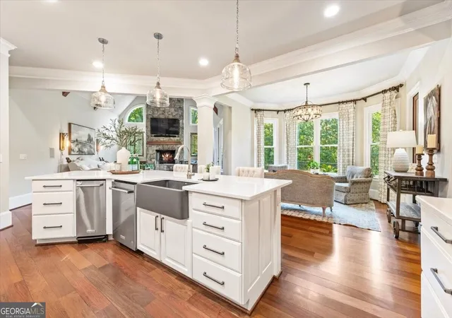 Photo 2 of Mansion for sale at 1310 Cashiers Way, Roswell, GA 30075 | MLS# 10843665 | Listing updated on 2026-09-15