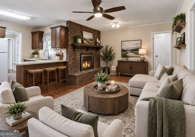 Photo 3 of Sale Pending at 42 Charles St, Toccoa, GA 30577 | MLS# 10823631 | Listing updated on 2026-09-14
