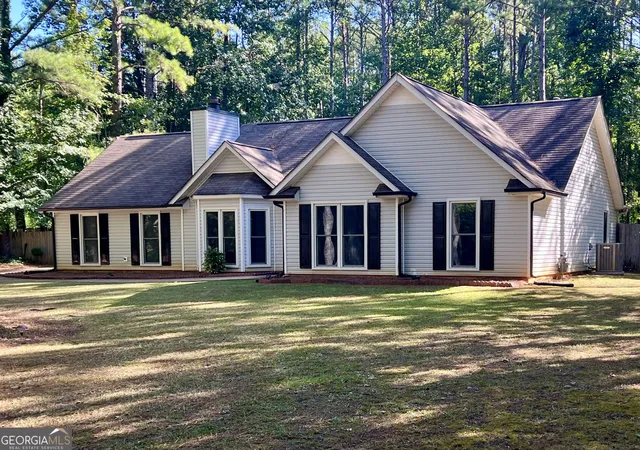 Photo 2 of Single family home for sale at 37 Jeb Stuart Dr, Newnan, GA 30265 | MLS# 10842867 | Listing updated on 2026-09-12