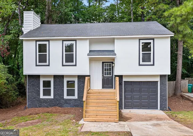 Photo 1 of Single family home for sale at 3321 Eastwood Trl, Snellville, GA 30078 | MLS# 10840085 | Listing updated on 2026-09-18