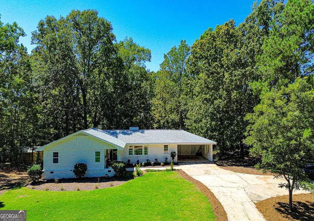 Photo 1 of Single family home for sale at 9640 Cedar Grove Rd, Chattahoochee Hills, GA 30213 | MLS# 10833845 | Listing updated on 2026-09-07