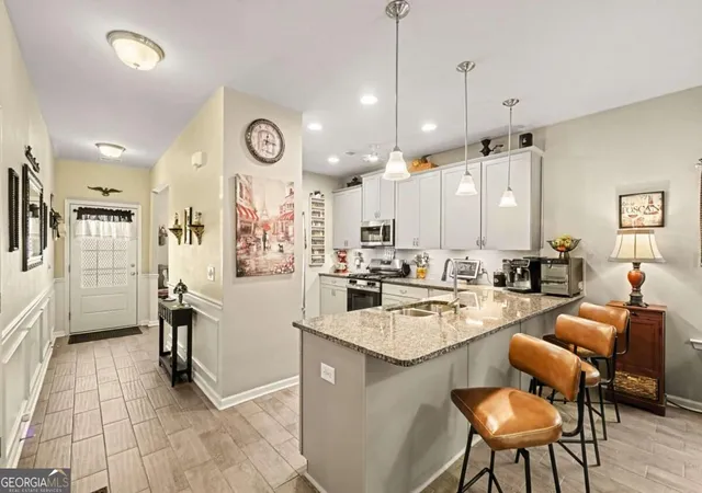 Photo 3 of Single family home for sale at 121 Prominence Ct, Canton, GA 30114 | MLS# 10877677 | Listing updated on 2026-10-25