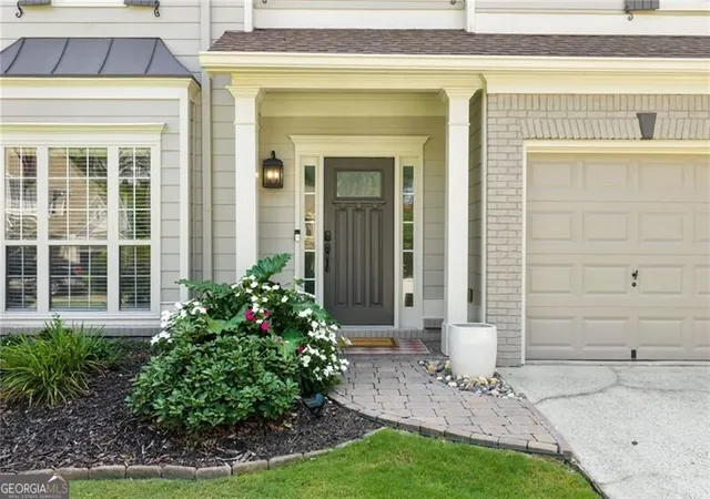 Photo 3 of Single family home for sale at 18 Creek Branch Ct, Acworth, GA 30101 | MLS# 10824555 | Listing updated on 2026-10-07