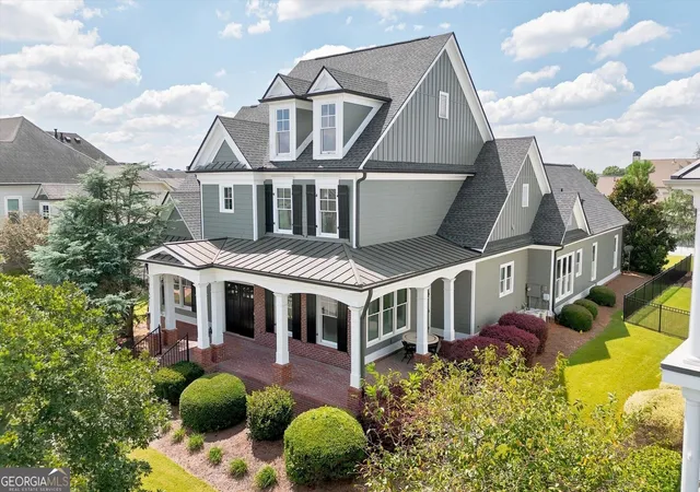 Photo 3 of Single family home for sale at 2420 Green Mountain Dr, Braselton, GA 30517 | MLS# 10838721 | Listing updated on 2026-10-22