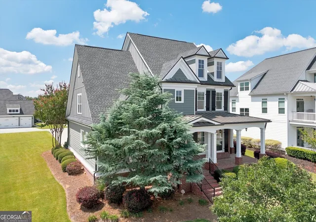 Photo 4 of Single family home for sale at 2420 Green Mountain Dr, Braselton, GA 30517 | MLS# 10838721 | Listing updated on 2026-10-22